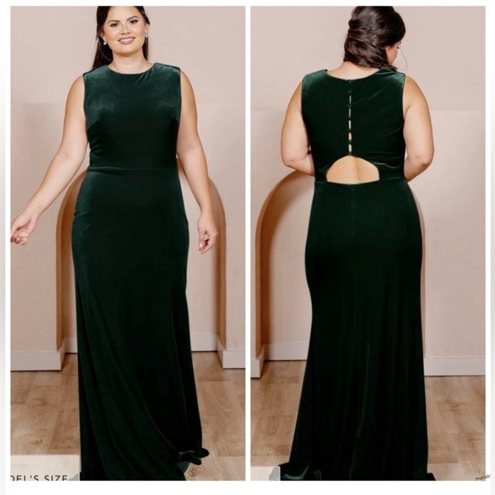 Revelry Velvet Cleo Bridesmaid Dress Dark Green High Neck Maxi Size 12